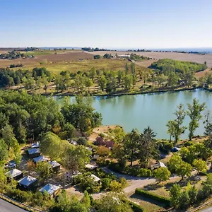 les-auzerals-camping-du-lac.midi-pyreneeshotels.com/